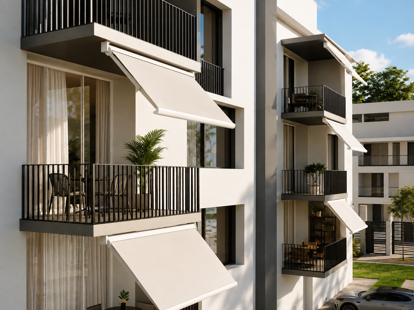 Tenda da sole cassonata Multiforma installata su terrazzo