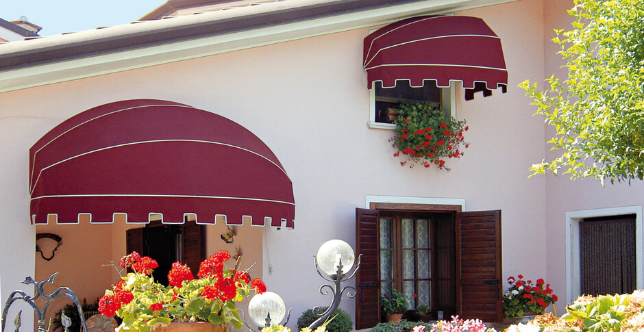 cappottina rotonda per finestra
